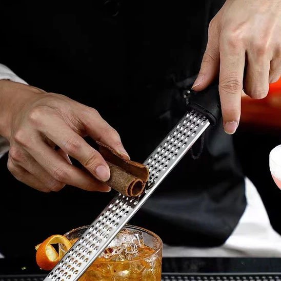 râpe a fromage idéale pour canelle