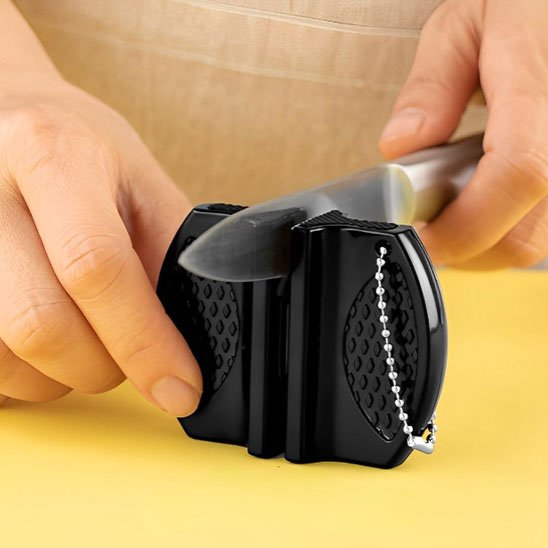 Affuteur couteau position stable sur le plan de travail