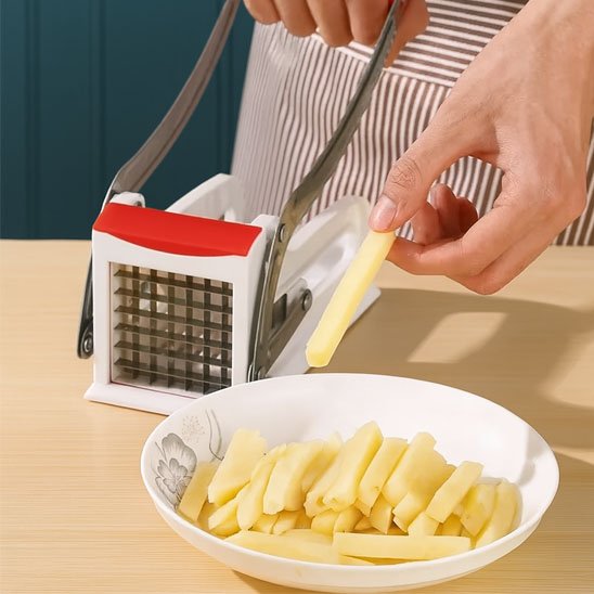 Coupe frite découpe régulier des pommes de terre