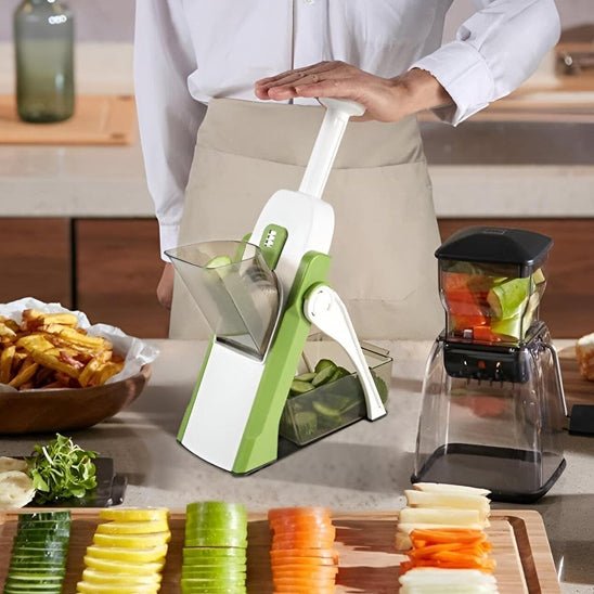 fini tranches inégales avec mandoline cuisine 