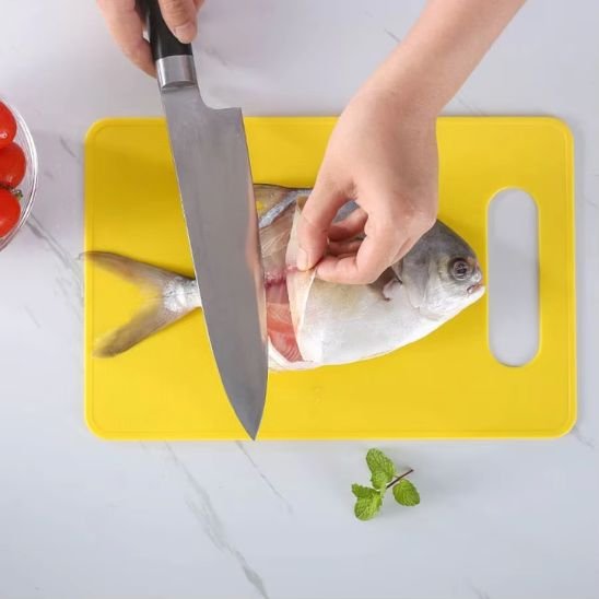 Planche a découper convient à toute la préparation