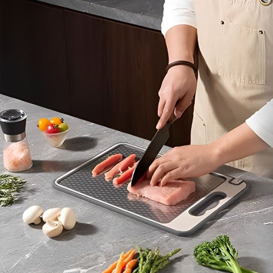 Planche à decouper côté acier pour viande