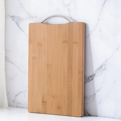 planche a decouper en bois robustesse et elegance naturelle