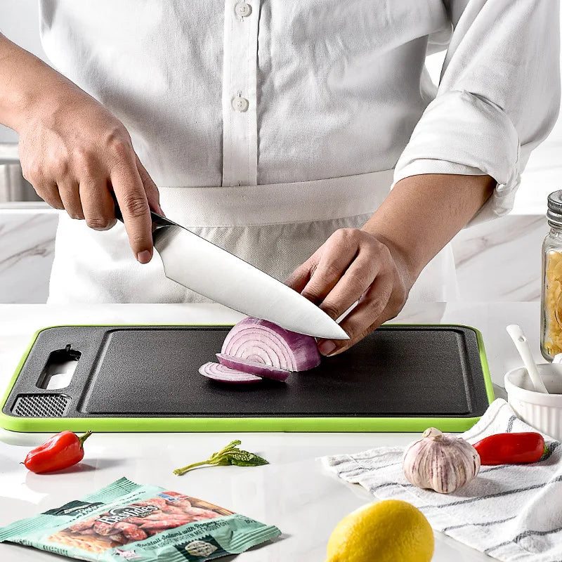 planche à découper platichef garde confortablement les aliments