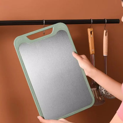 planche à decouper poignée ergonomique permet de suspendre