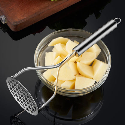 presse puree multiples trous pour un écrasement homogène