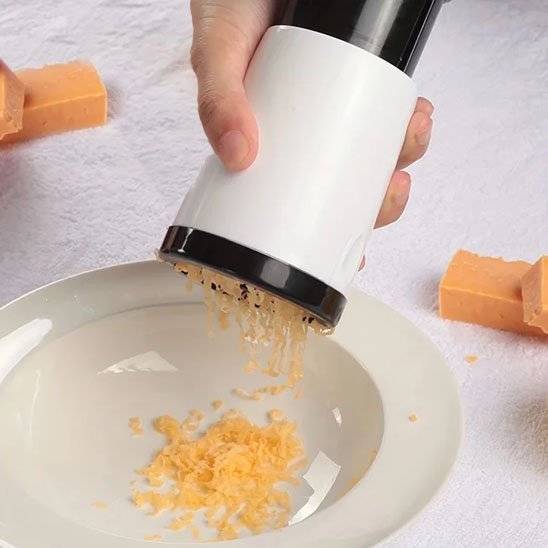 râpe à fromage pluie de saveur